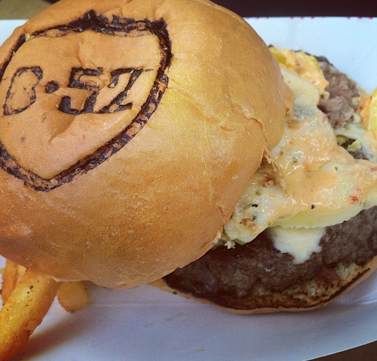 B-52 Burgers & Brew, Gold Nugget Tavern & Grille Win 2014 Twin Cities ...